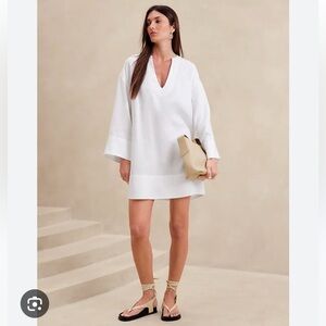 Banana Republic White V-Neck dress
